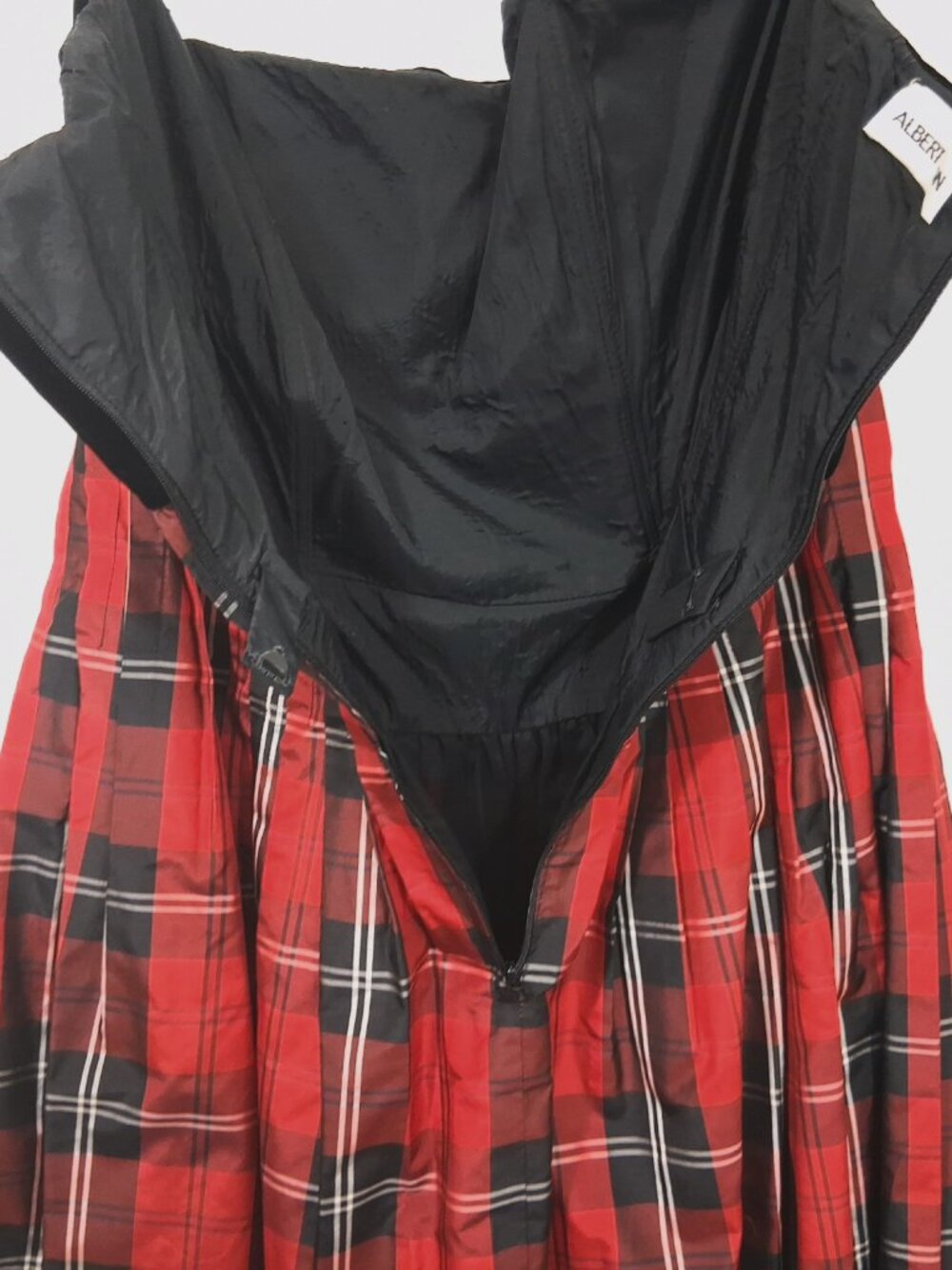 Vintage Black Velvet Silk Dress Set Size 10, Fits Like a Sz M 8 Black Red Plaid - Picture 7 of 16
